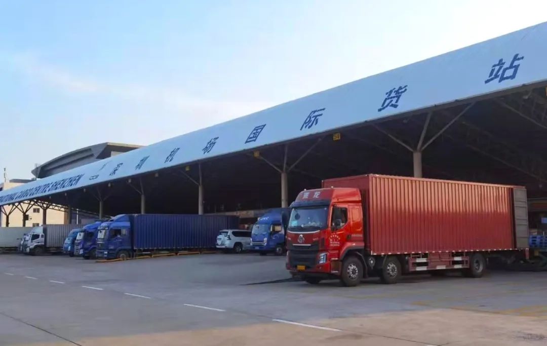 深圳機場貨站.jpg 深圳機場貨站.jpg