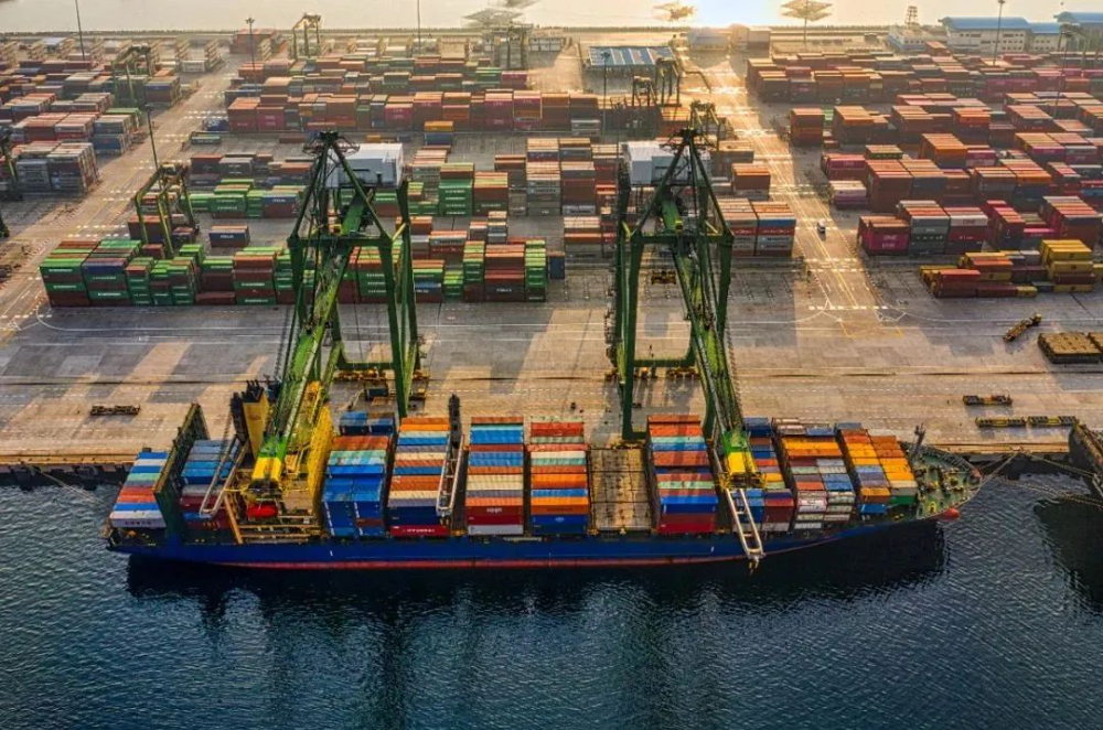 洛杉磯/長灘港的集裝箱滯留時間已恢復(fù)到疫情前水平