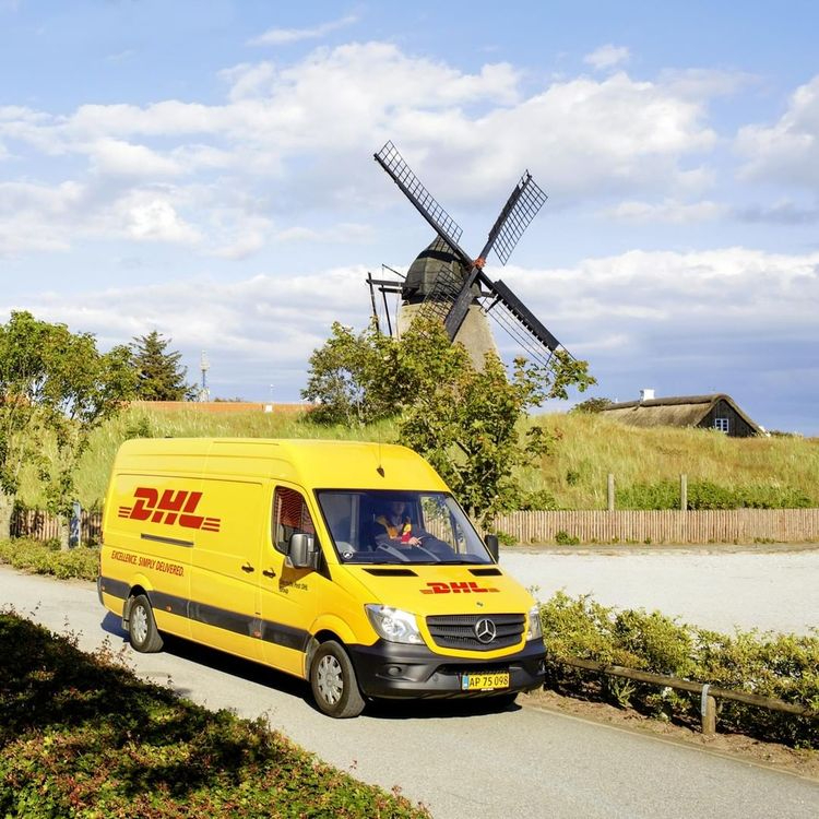 中國(guó)到美國(guó)敦豪快遞多少錢?