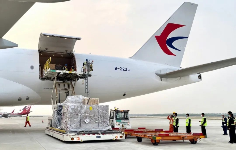 美國空派運費一公斤價格查詢|快遞公司空派運費價格表