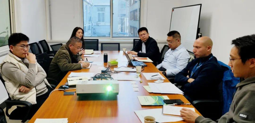 往越南郵寄東西哪個(gè)快遞便宜？2025最新省錢攻略！